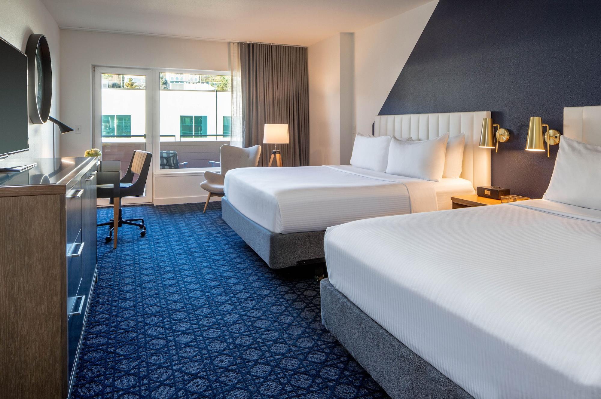River'S Edge Hotel Portland, Tapestry Collection By Hilton Exterior photo
