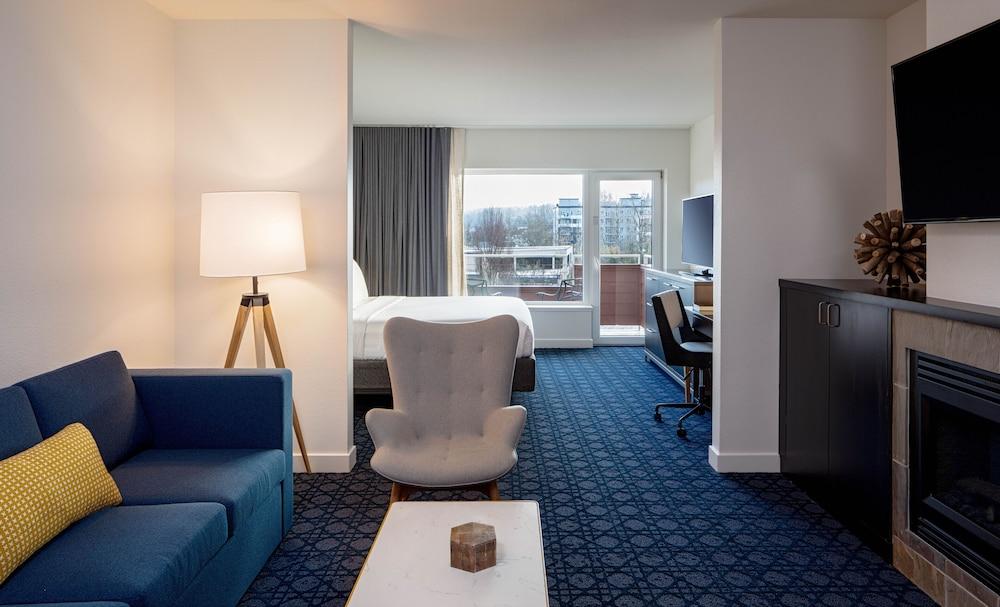 River'S Edge Hotel Portland, Tapestry Collection By Hilton Exterior photo